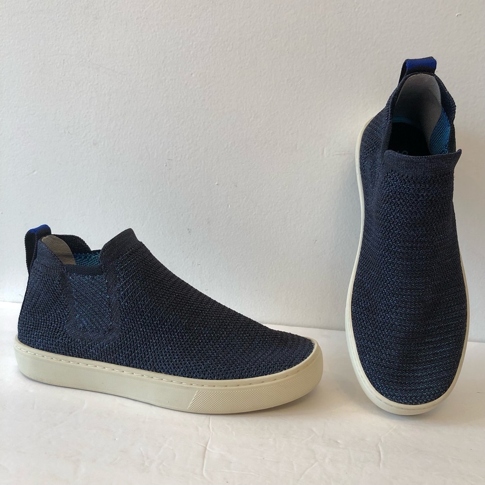 Rothy’s The Chelsea Limited Edition Blue Metallic Lattice Stitch Sneaker…